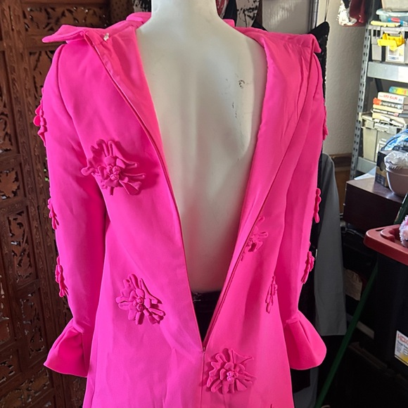 Vibrant Pink Floral Dress with Ruffle Sleeves - Picture 8 of 8